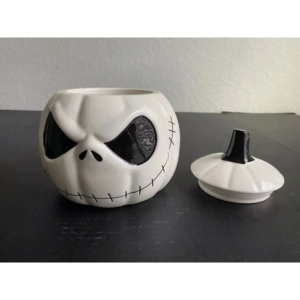 Disney The Nightmare Before‎ Christmas Jack Skellington White Pumpkin Cookie Jar